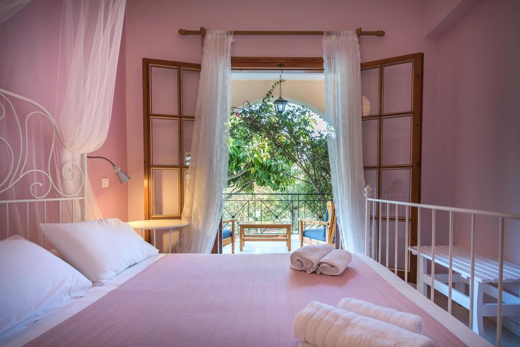 Holiday home Marina'S Villas *